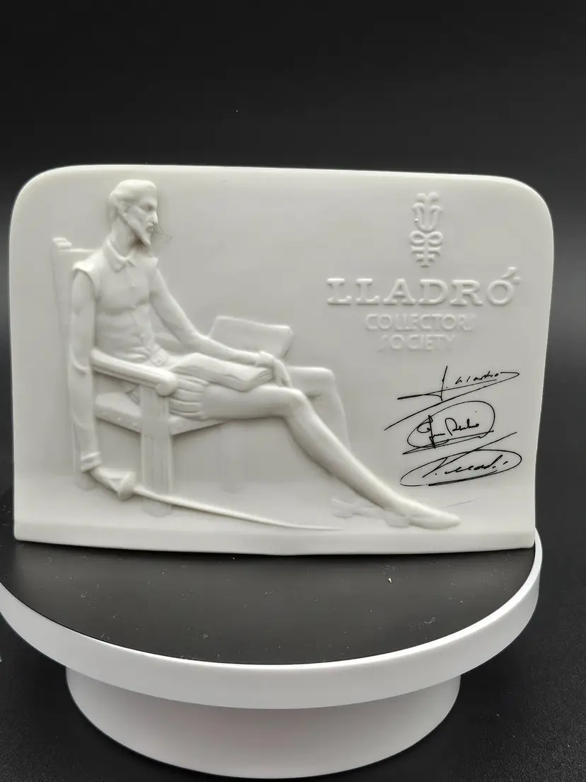 Vintage 1985 Lladro Collectors Society Don Quixote Porcelain Shellback Plaque