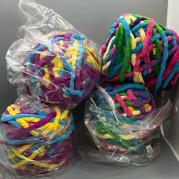 Chunky Knit Chenille Yard