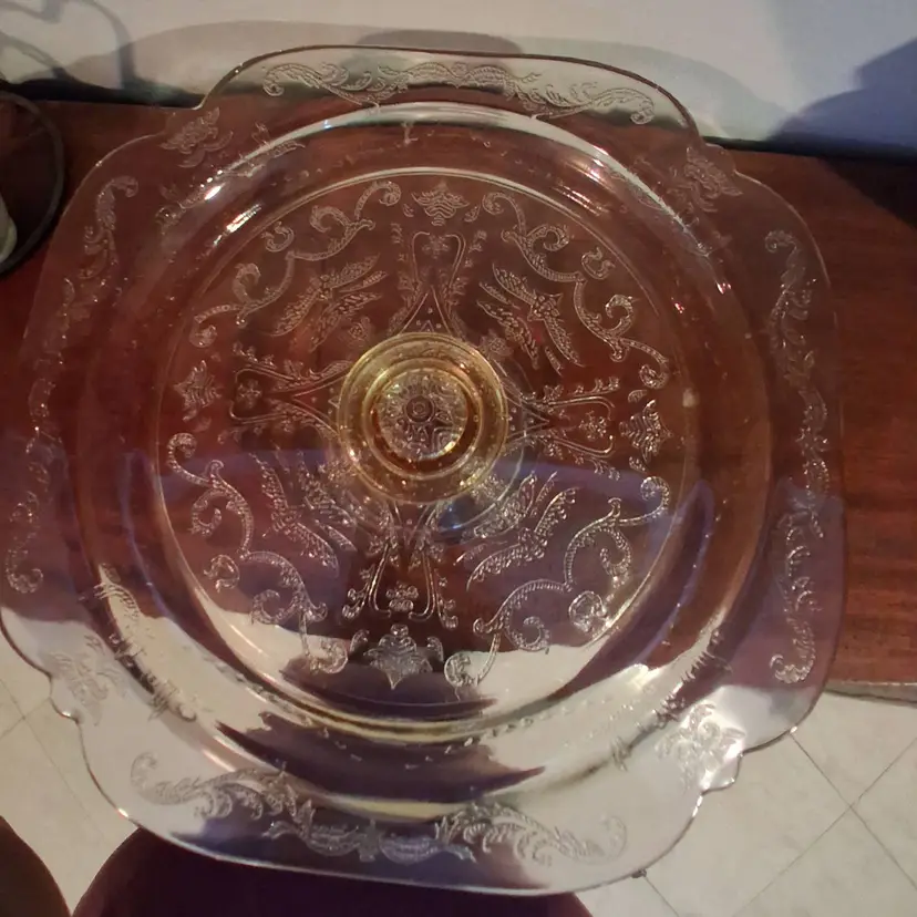 1-8 Vintage 1930s Federal glass pedestal cake plate