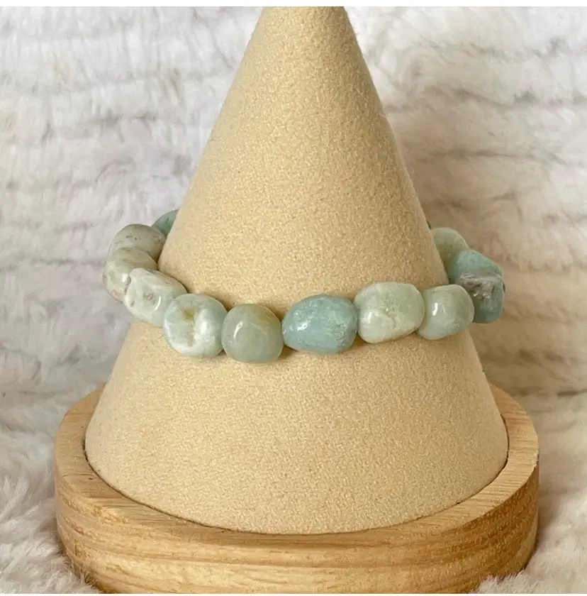 Green aventurine stretch bracelet