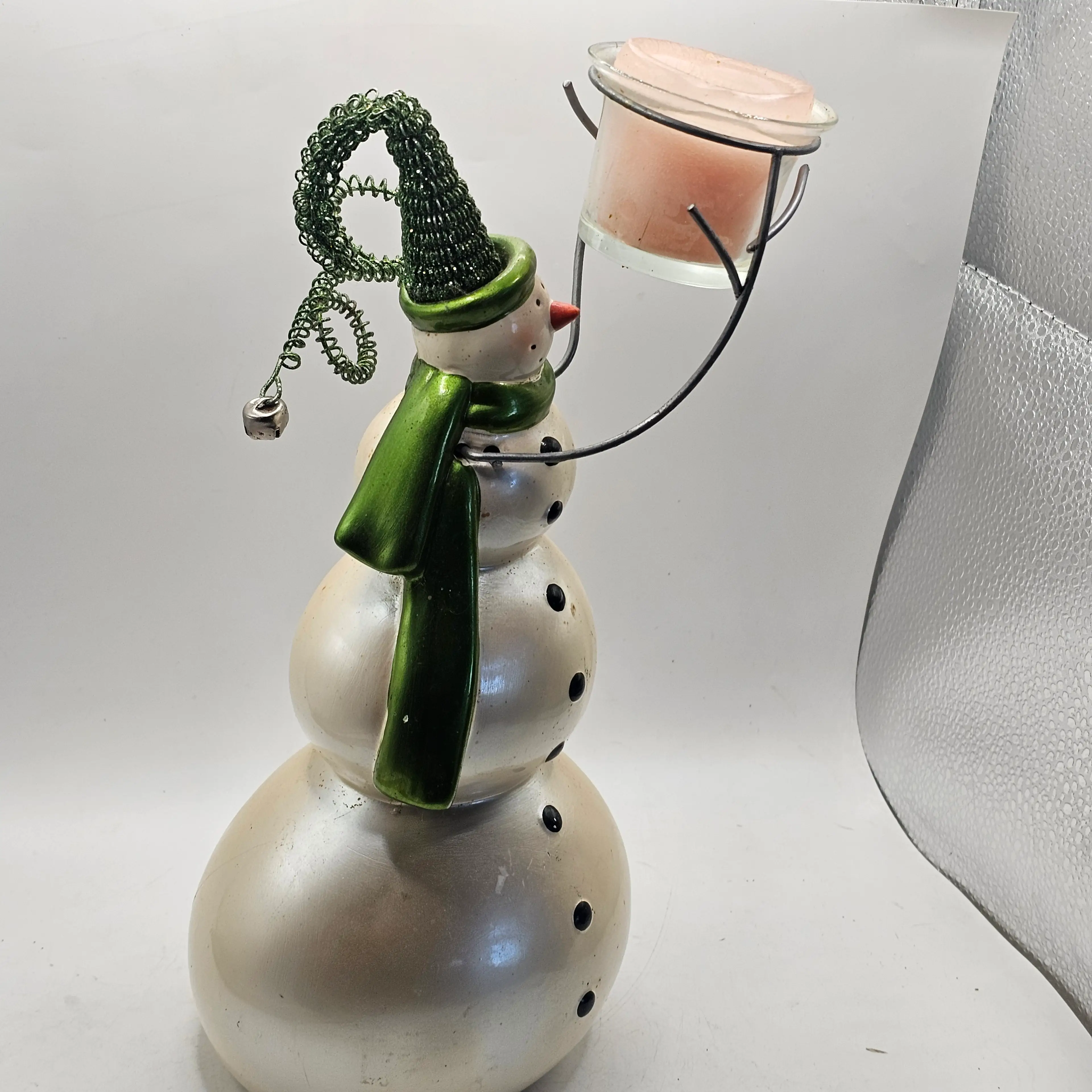 Image 2 of 7