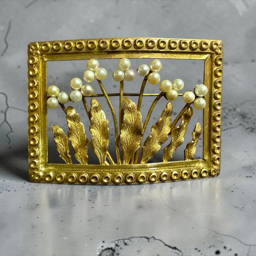 Vintage Retro Modern Victorian Revival WWII Faux Pearl Gold Tone Buckle Brooch 2.5” x 1.75”