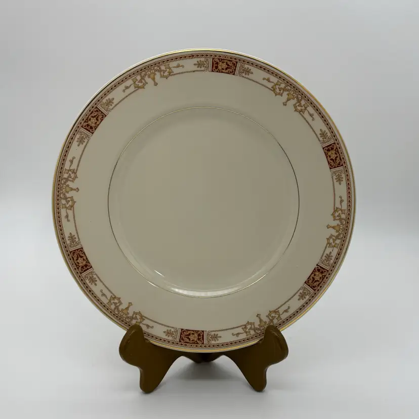 Vintage Syracuse China 10” Dinner Plate Calhoun Old Ivory Gold Trim USA