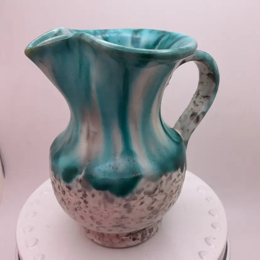POW4 Ceramic Creamer Vase from Italy 3.75”