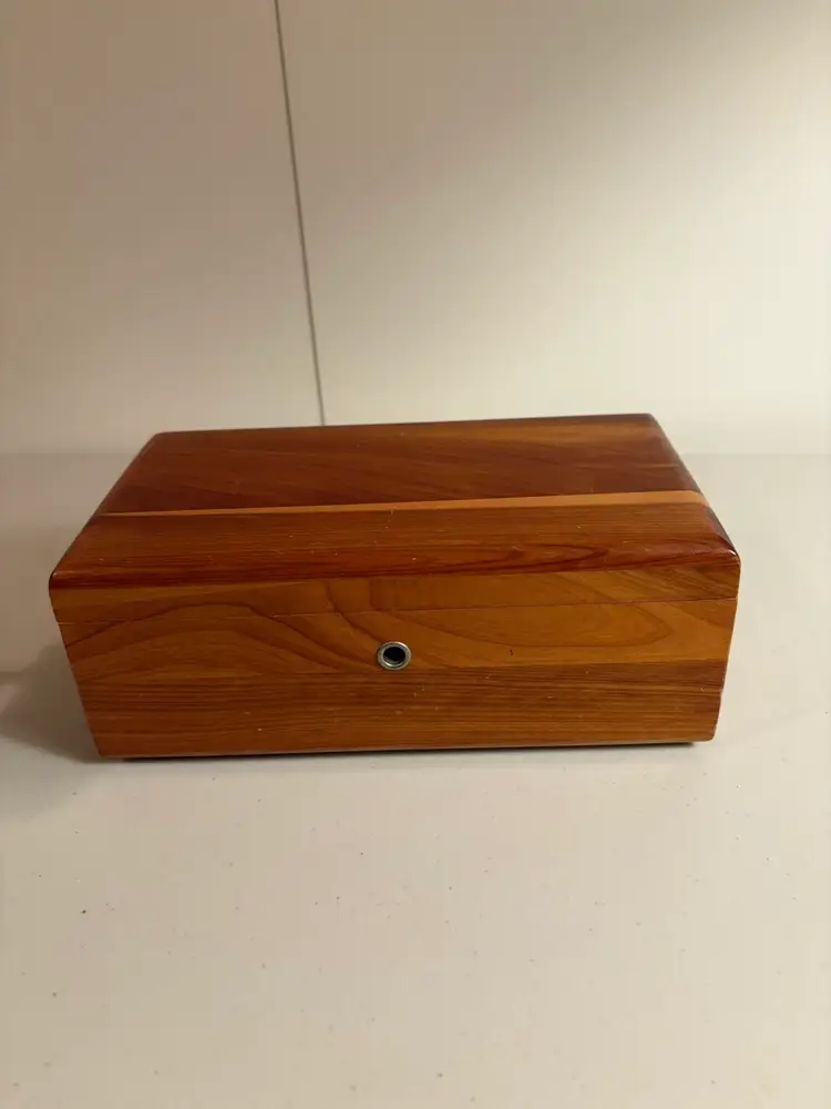 MCM Lane Mini Cedar Chest Lock/NO Key 9x4x4