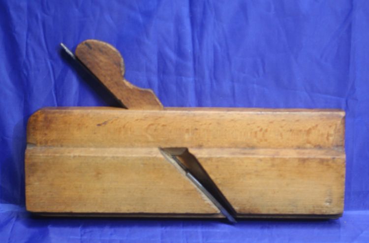Wooden Side Beading Plane –1/2” – AUBURN TOOL Co.   AUBURN N.Y.