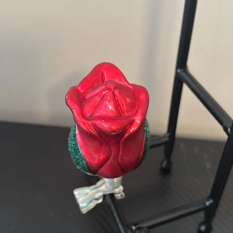 Rose Clip On Ornament