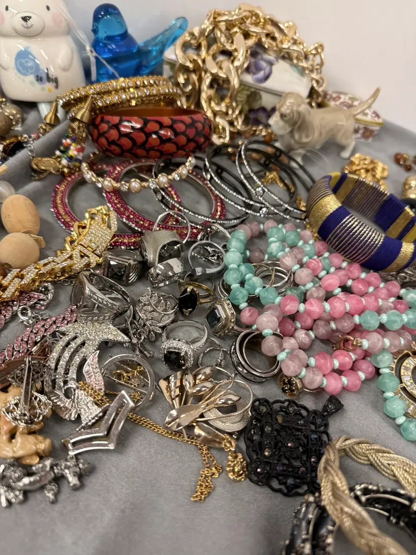 Livestream thumbnail