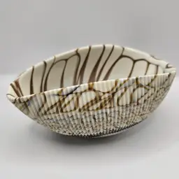 MURANO Folded Shell Ribbed Marbled Glass Bowl