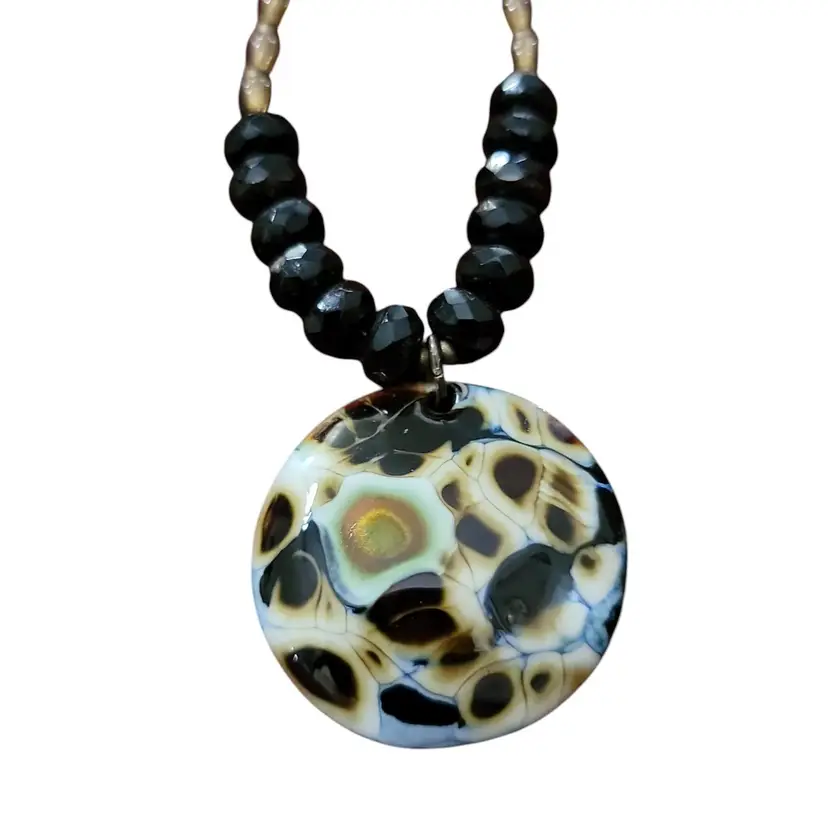Deconstructed Leopard Enamel Choker Pendant Necklace Black Faceted Amber Acrylic Beads Spring Ring
