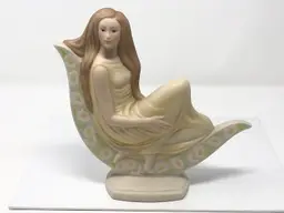 Awakening by Laszlo Ispanky Limited Edition Goebel Collectors Club 1979