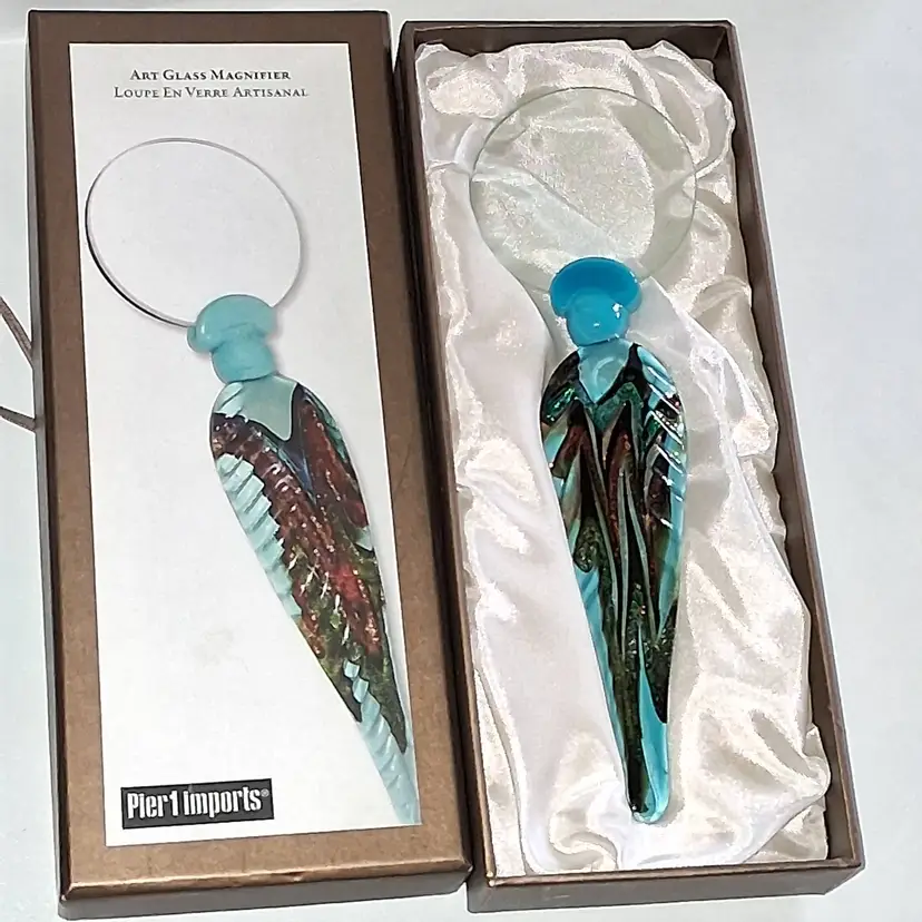 Vintage Pier 1 Aqua & Multi Color Dicrotic Art Glass Magnifier in Original Box!! Scarce!!