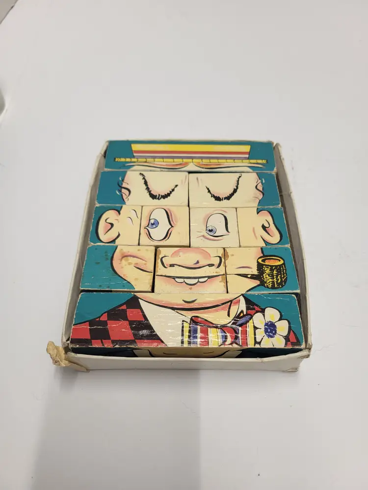 Vintage 1948 CHANGEABLE CHARLIE Creative Blocks Game Different Faces