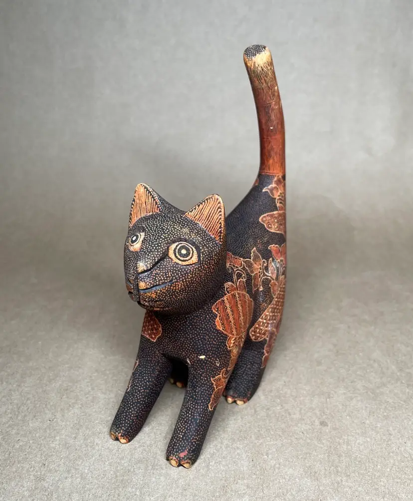 Folk Art Wooden Hand Painted Cat - Vintage