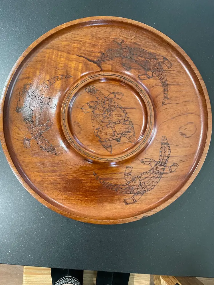 LRG 16.5” Pyrography Burnt Wood Art Round Turtle & Crocodiles made in Queensland