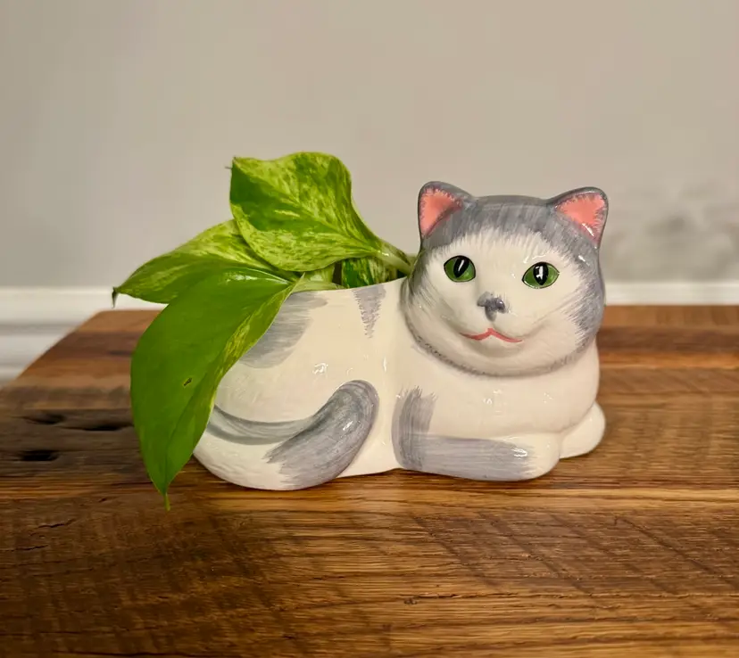 Grey & White Ceramic Cat Planter