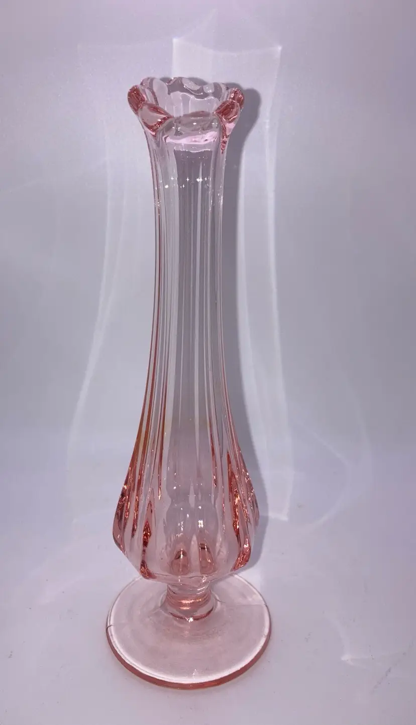 Vintage Pink Glass Swung Vase! 7” Tall 2 1/4” Diameter At Base! No Chips Cracks Or Flea Bites!