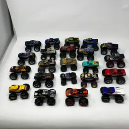 Lot Of 22 Vintage Monster Trucks - Hot wheels And Racing Champions