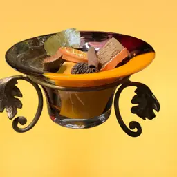 16. Beautiful centerpiece for coffee table or dining table