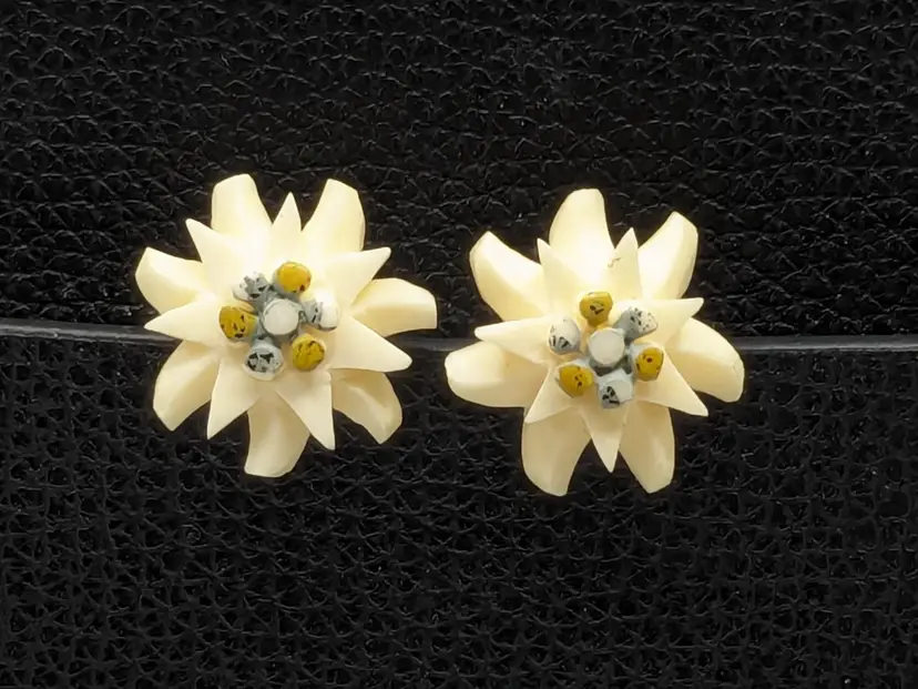 Vintage Edelweiss Carved Bovine Bone  Flowers Pierced Earrings