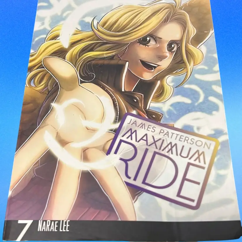 James Patterson Animae Comic Style Book “Maximum Ride”