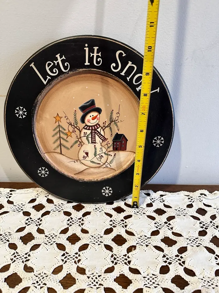 Vintage primitive Wooden snowman plate, Approx. 10” Round