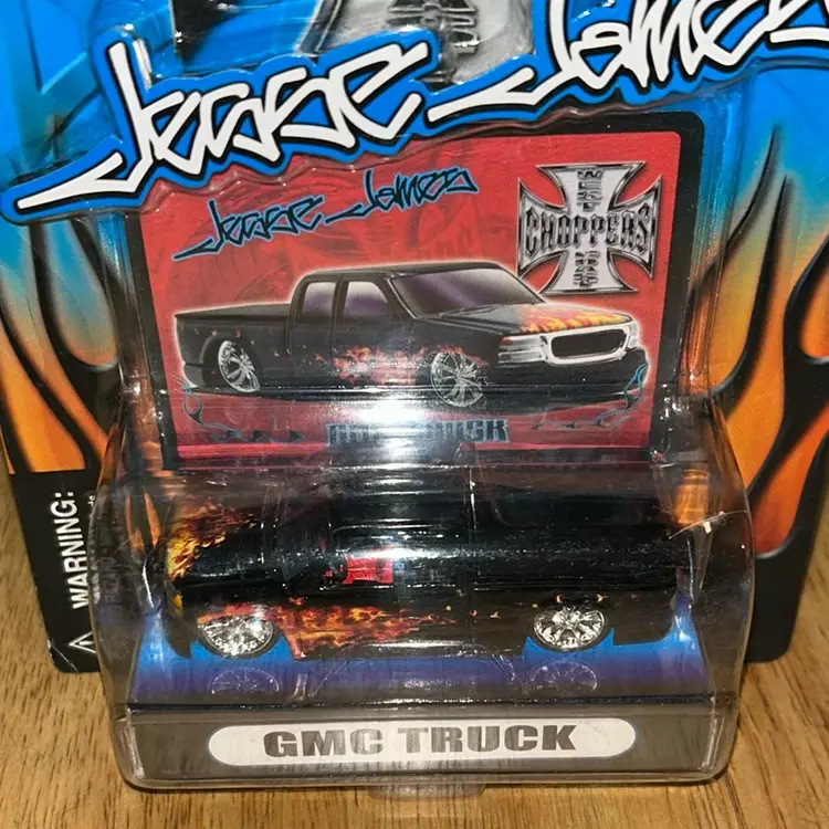 2004 Muscle Machines Jesse James West Coast Choppers BLACK w/ FLAMES GMC TRUCK
