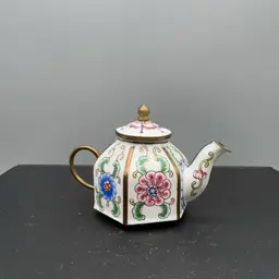 Tea Pot