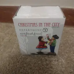DEPT 56 SWEET FRIENDS FOREVER 4025250 CHRISTMAS IN THE CITY