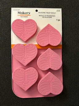 Makery Silicone Treat Mold Heart Rib Cage NWT