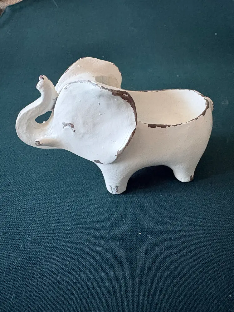 Little Elephant trinket bowl