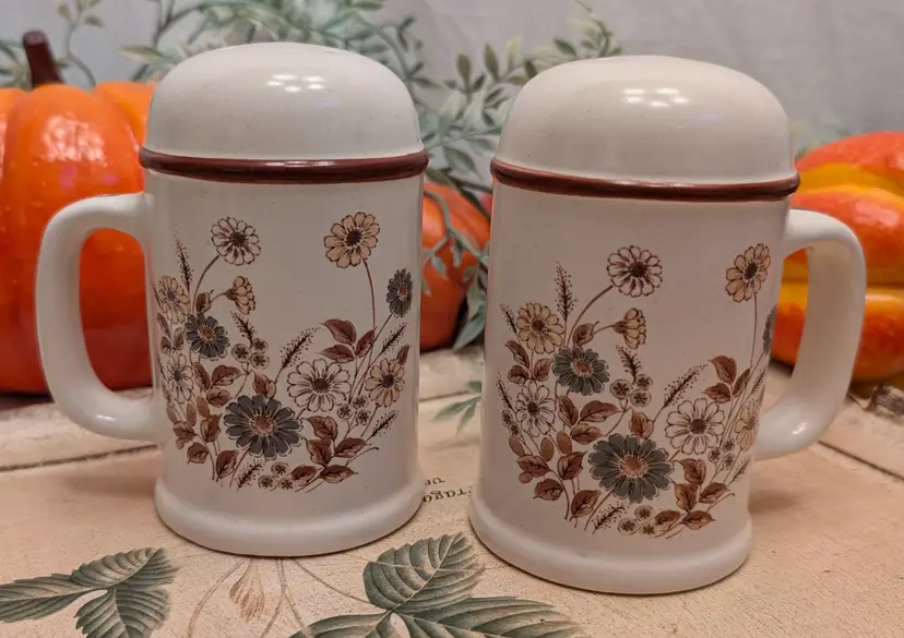 Large Ceramic Stove Top Fall Wildflowers Designed Handled Salt & Pepper Shakers