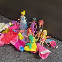 Polly pockets mix a lot