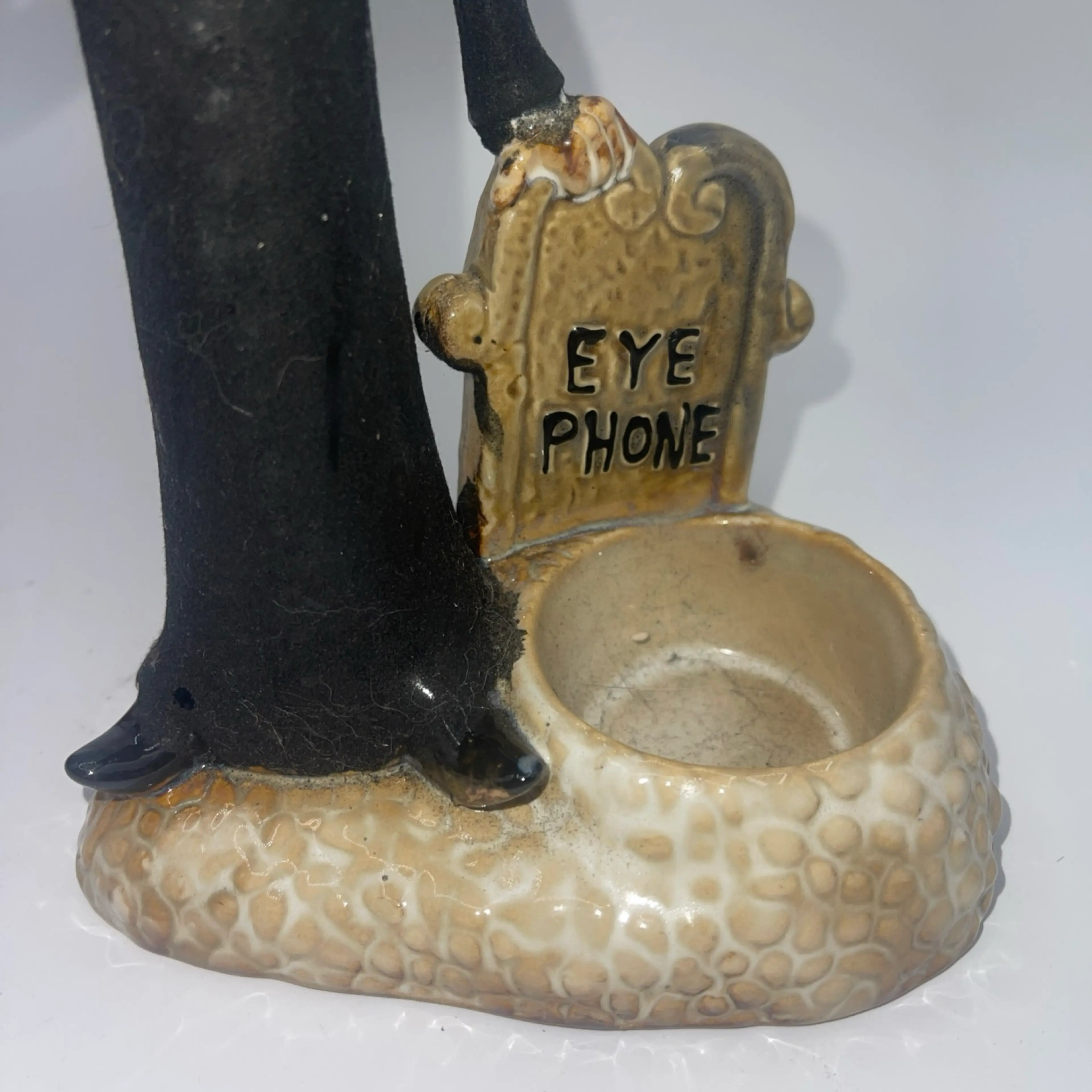 Image 4 of 8
