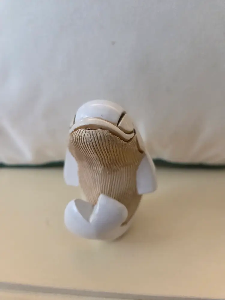 #01 Artesania Rinconada White Dolphin Figurine