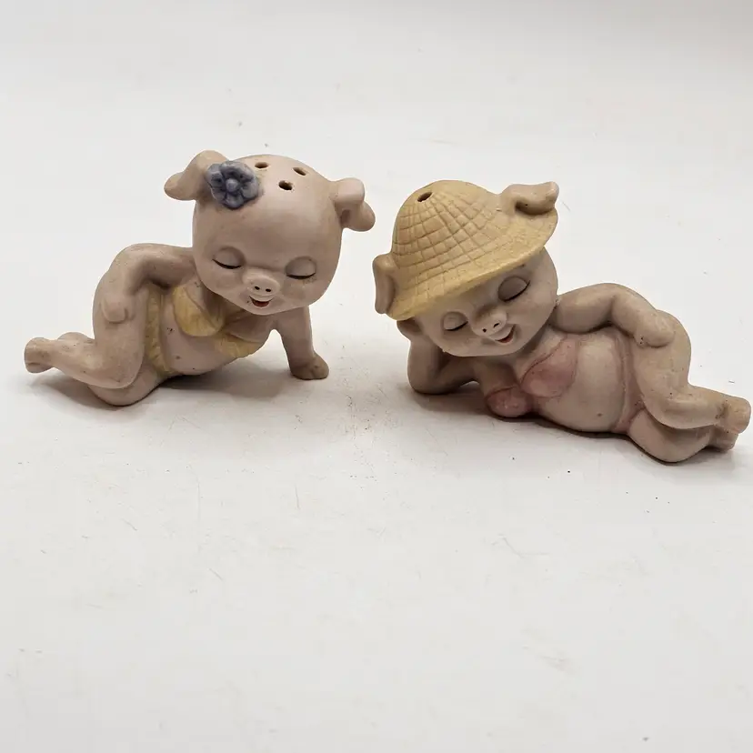 Anthropomorphic Pigs in swim suits salt and pepper shakers