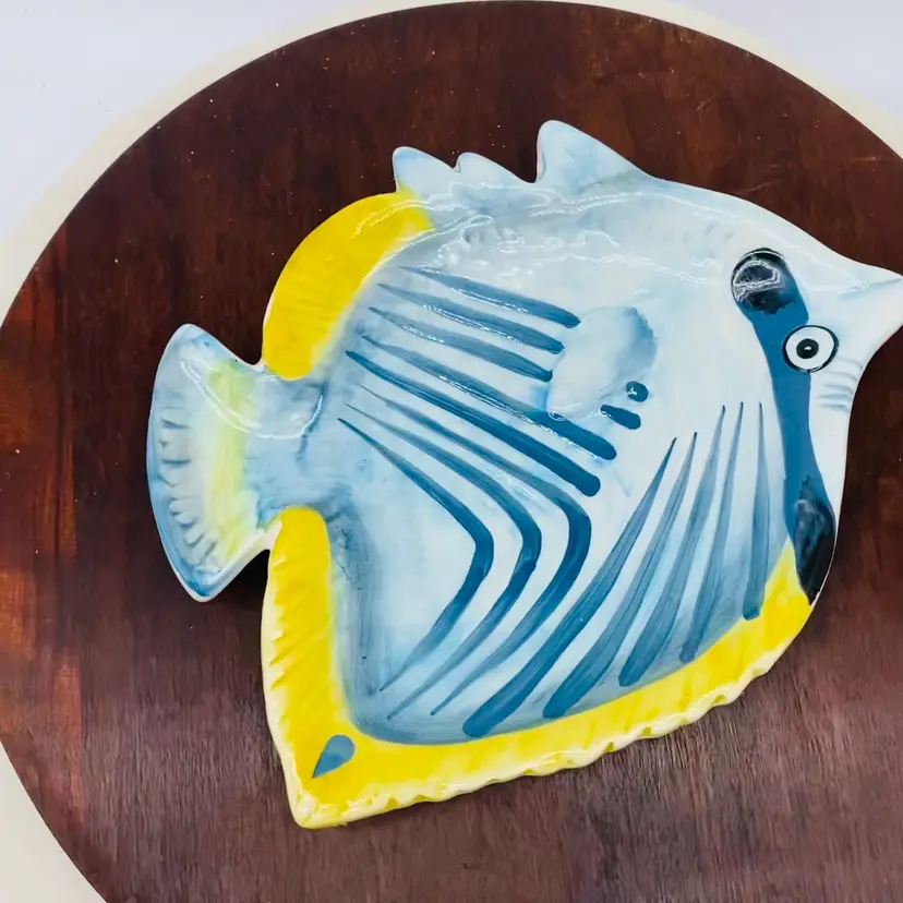 #1527  Pier One Ceramic Fish Plate Dish Blue And Yellow