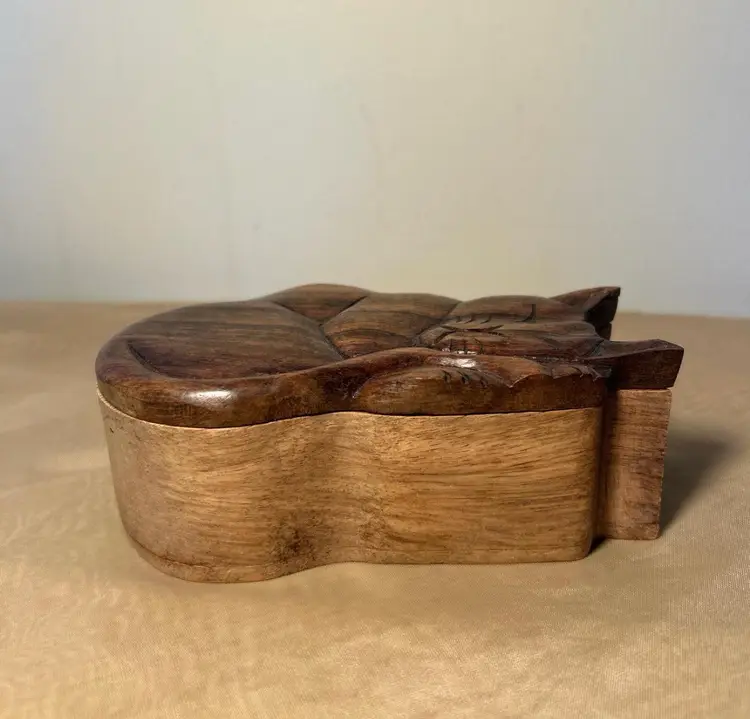 Vintage Primitive Hand Carved Wood Sleeping Cat Trinket Box