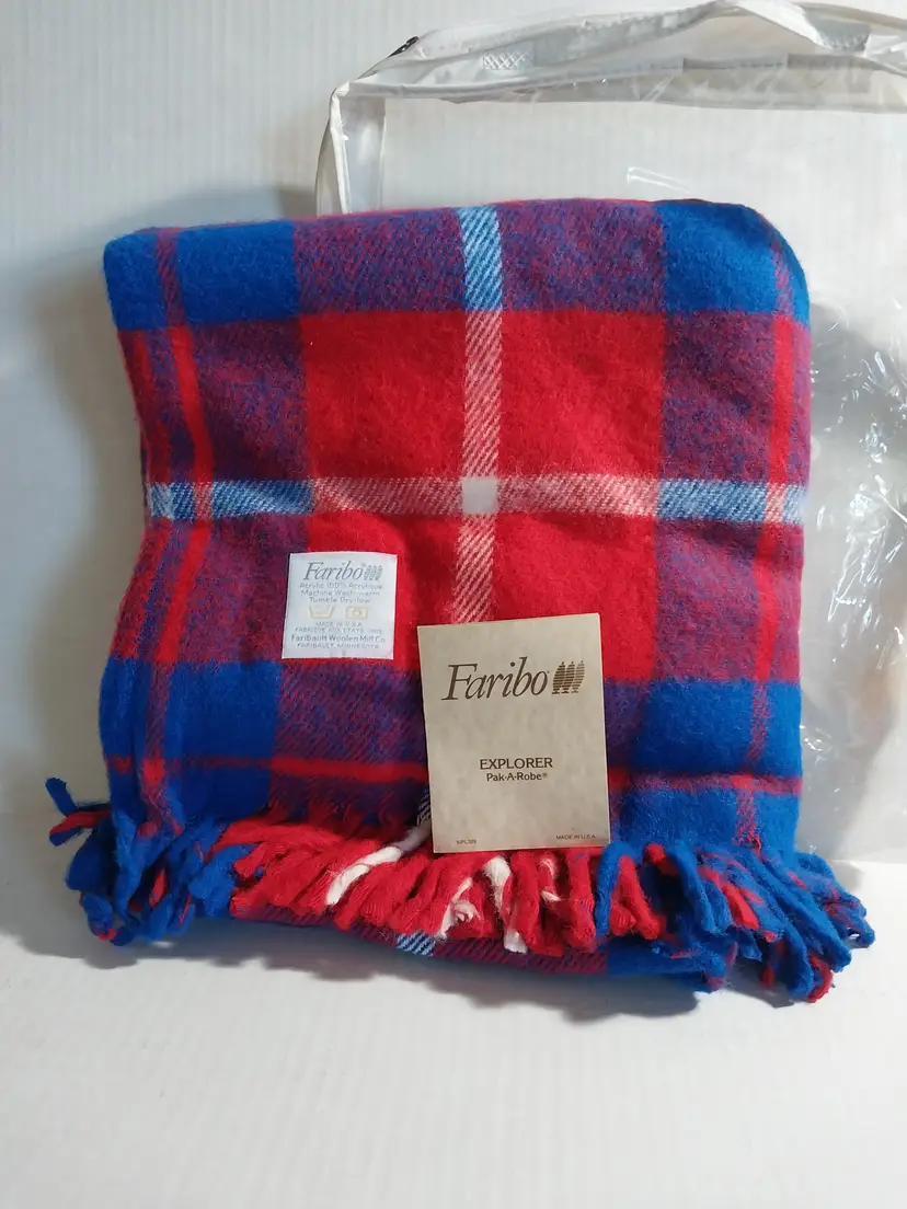 Faribo Red White Blue Plaid 52x60 Stadium Blanket Throw Faribault Woolen Mills VTG NOS