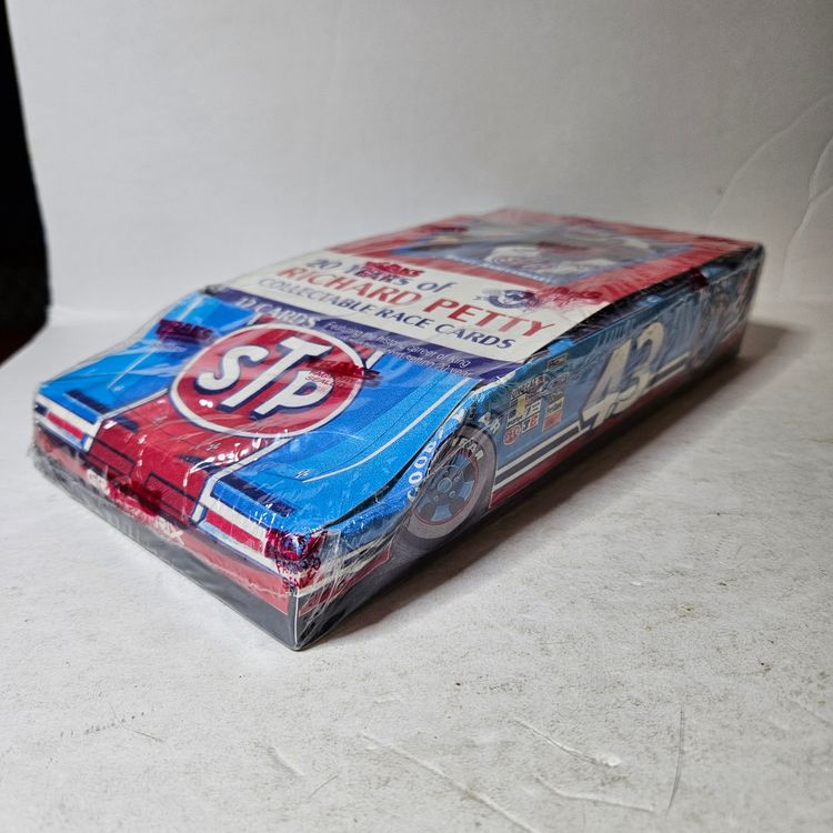 20 years of Richard Petty collectable race trading cards