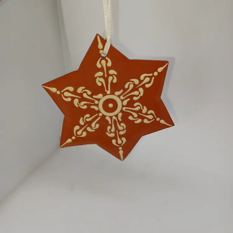 Henry Ford Museum Gingerbread Cookie Style Ornament Iced Star 4.5 in