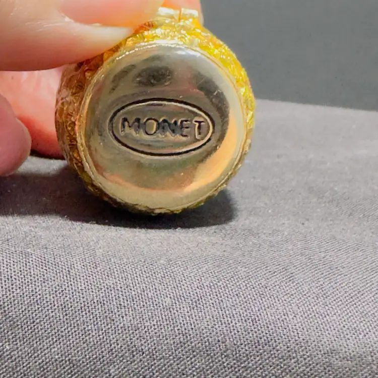 #1363 Monet, Pineapple Trinket Box Mini Hinged Let Ned Keepsake 1.75” Tall Brass