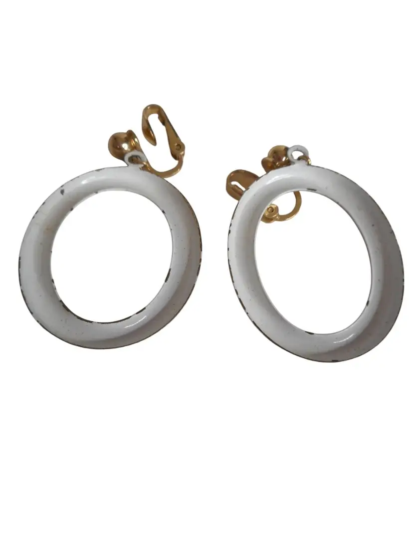Vintage 1980s Trifari clip on earrings white hoops w/ ball tops costume jewelry