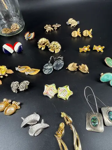 ALL EARRINGS Pop Up, Mostly Clip-On