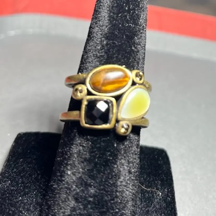 Lia Sophia Costume Ring Size 5