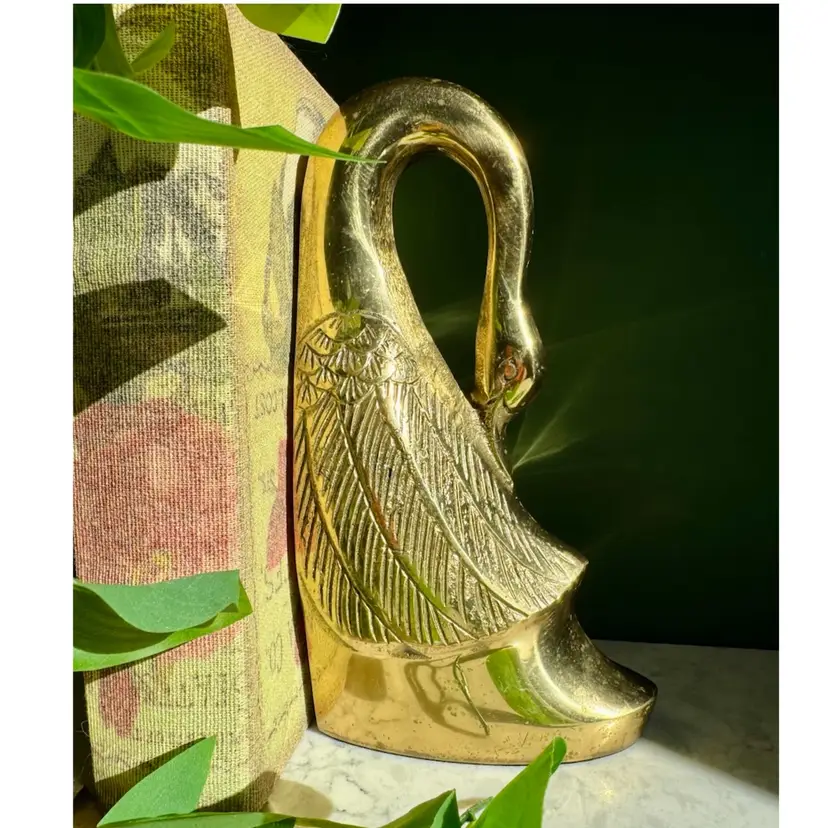 😻 Vintage 8” Brass Swooning Swan Bookend & or Door stopper!