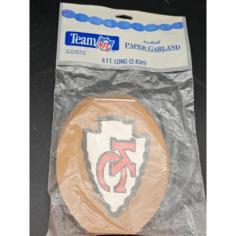 Vtg NOS Team NFL Kansas City Chiefs Paper Garland 1994 Hallmark Football