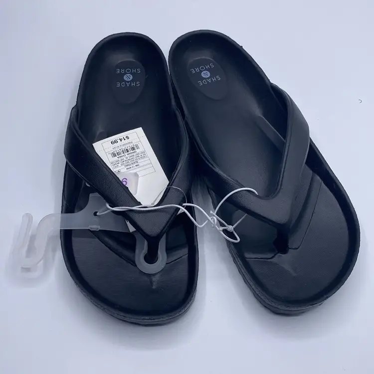 Shade & Shore Traci Footbed Sandals in Black 6