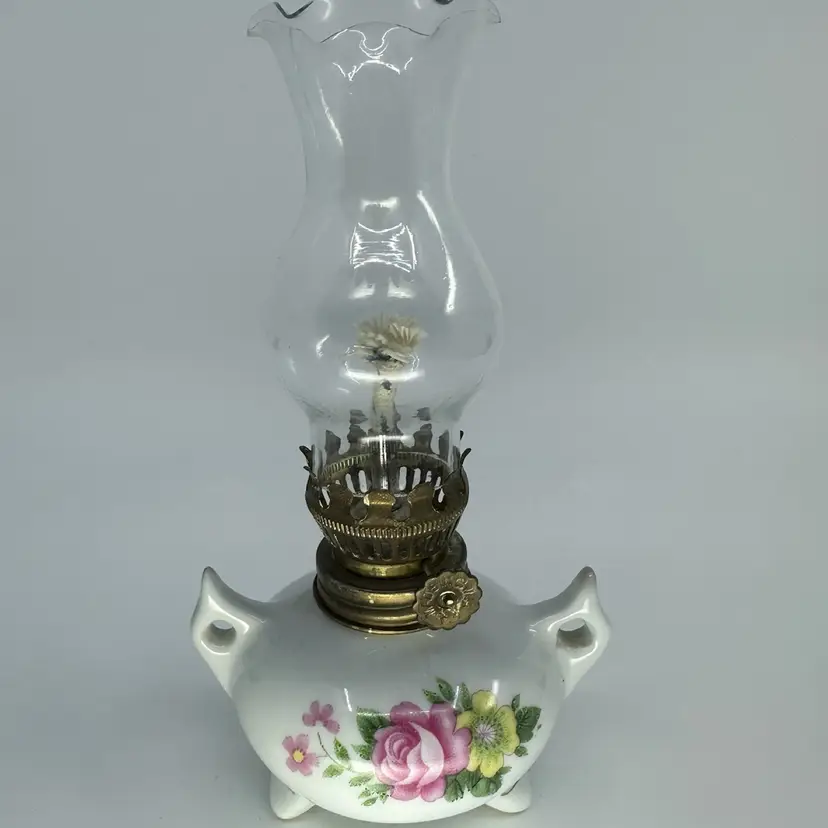 Vintage Mini 3 Footed Ceramic Porcelain Oil Lamp