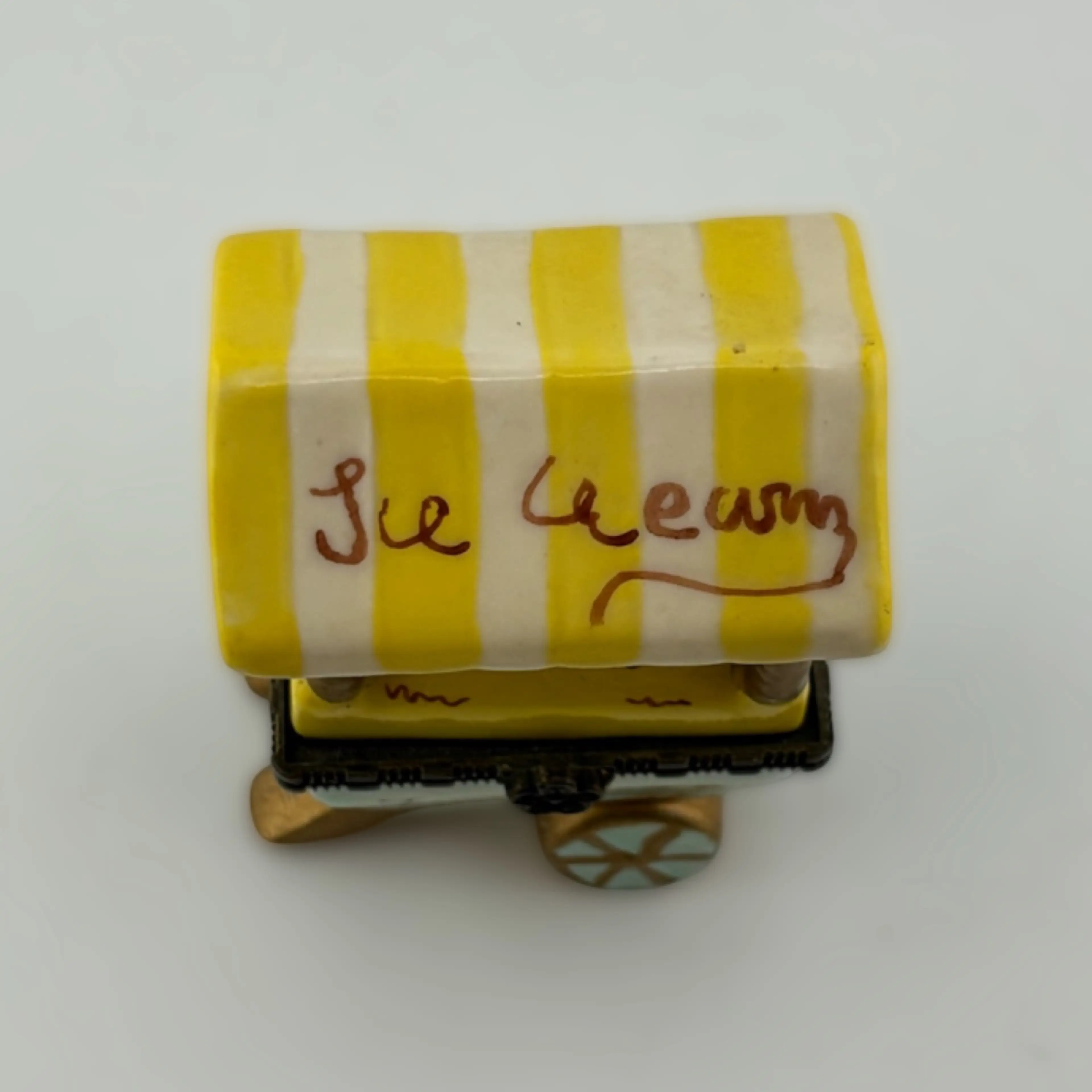 Image 4 of 5